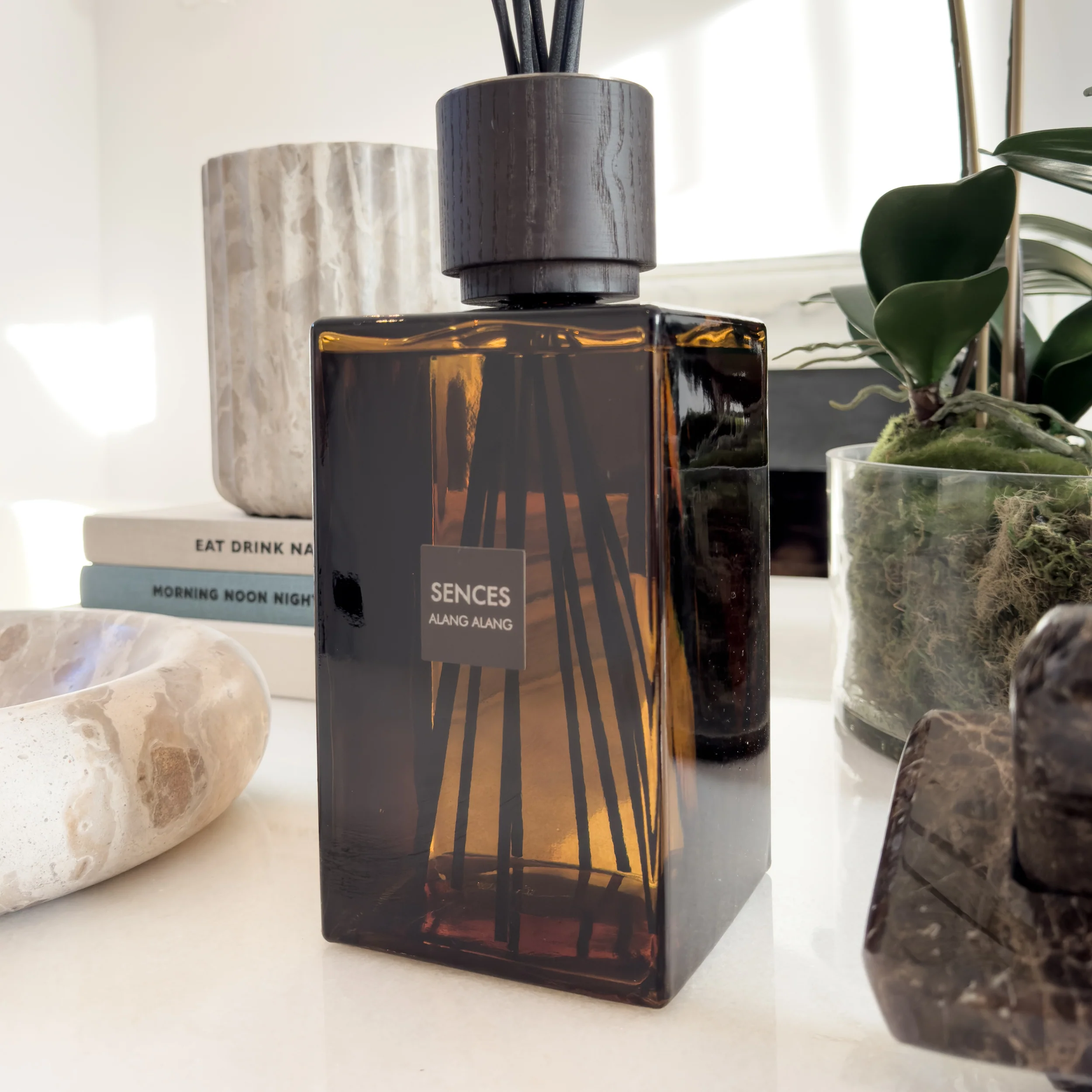 Enormous Amora Reed Diffuser with Amber Glass Bottle - Image 3
