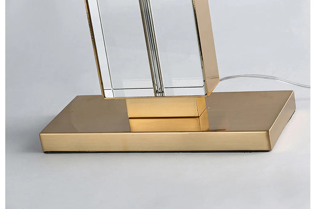 Berkeley Designs London Table Lamp - Image 3