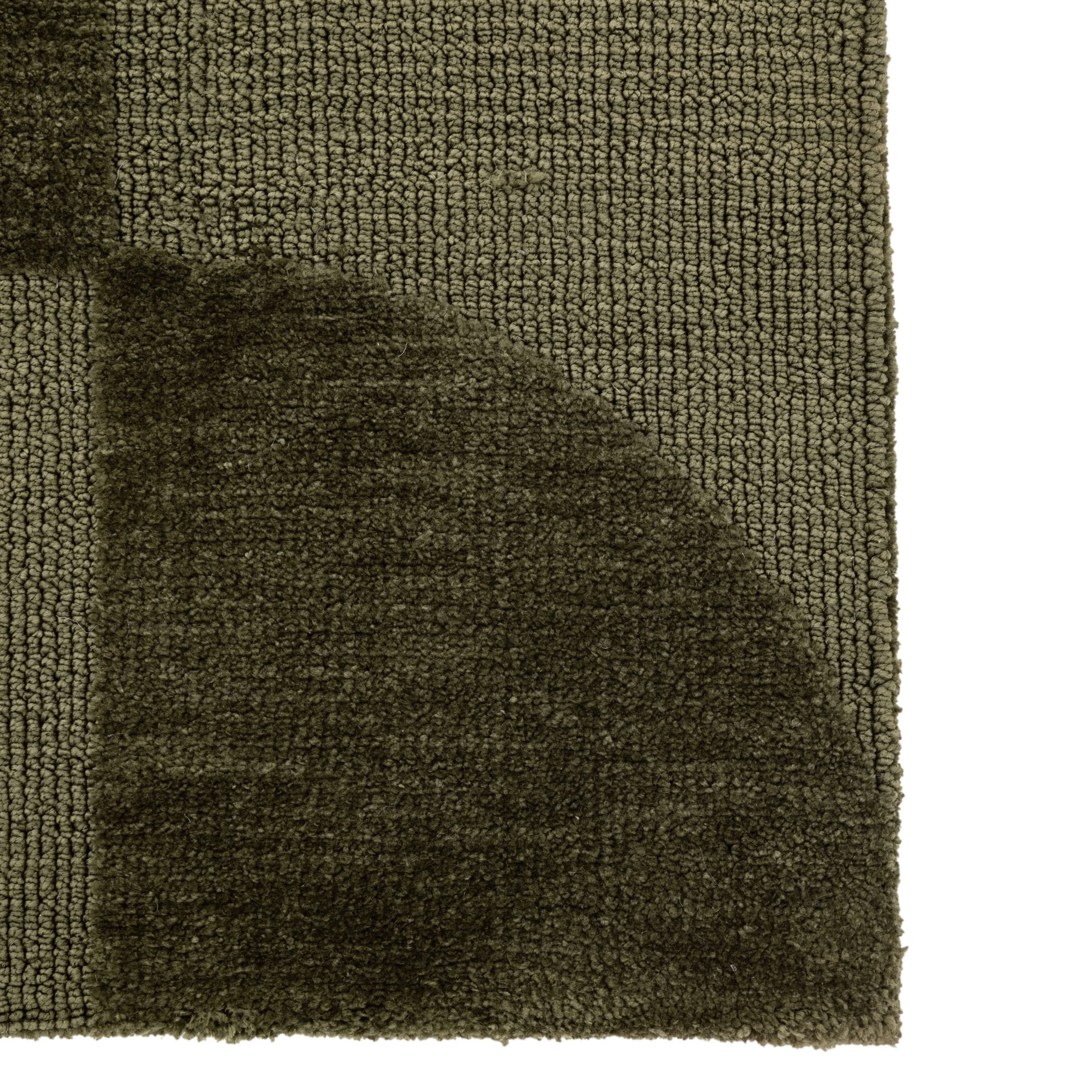 Caslow Geometric Rug – Green – Small - Image 3