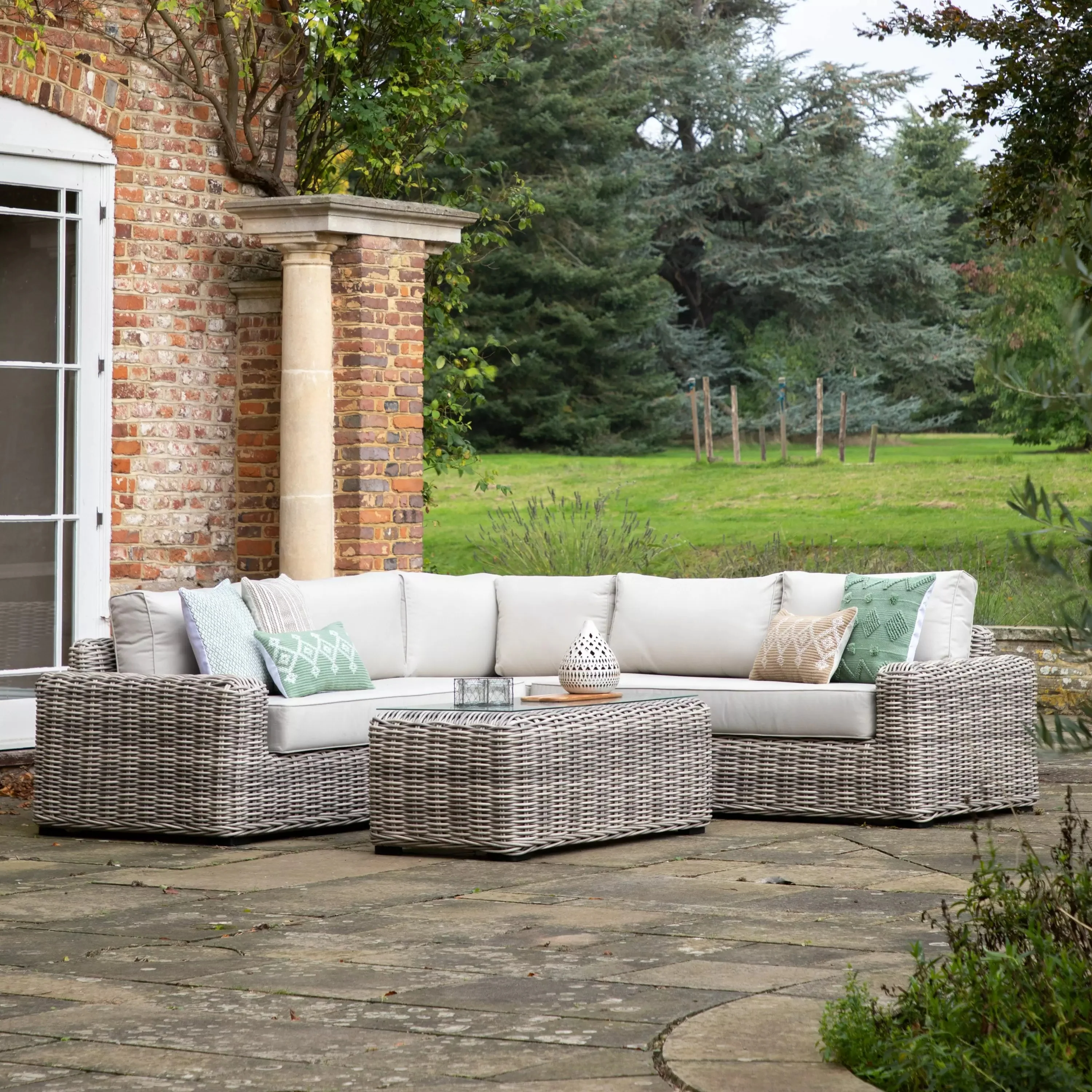Eden Corner Outdoor Lounge Set - Image 3