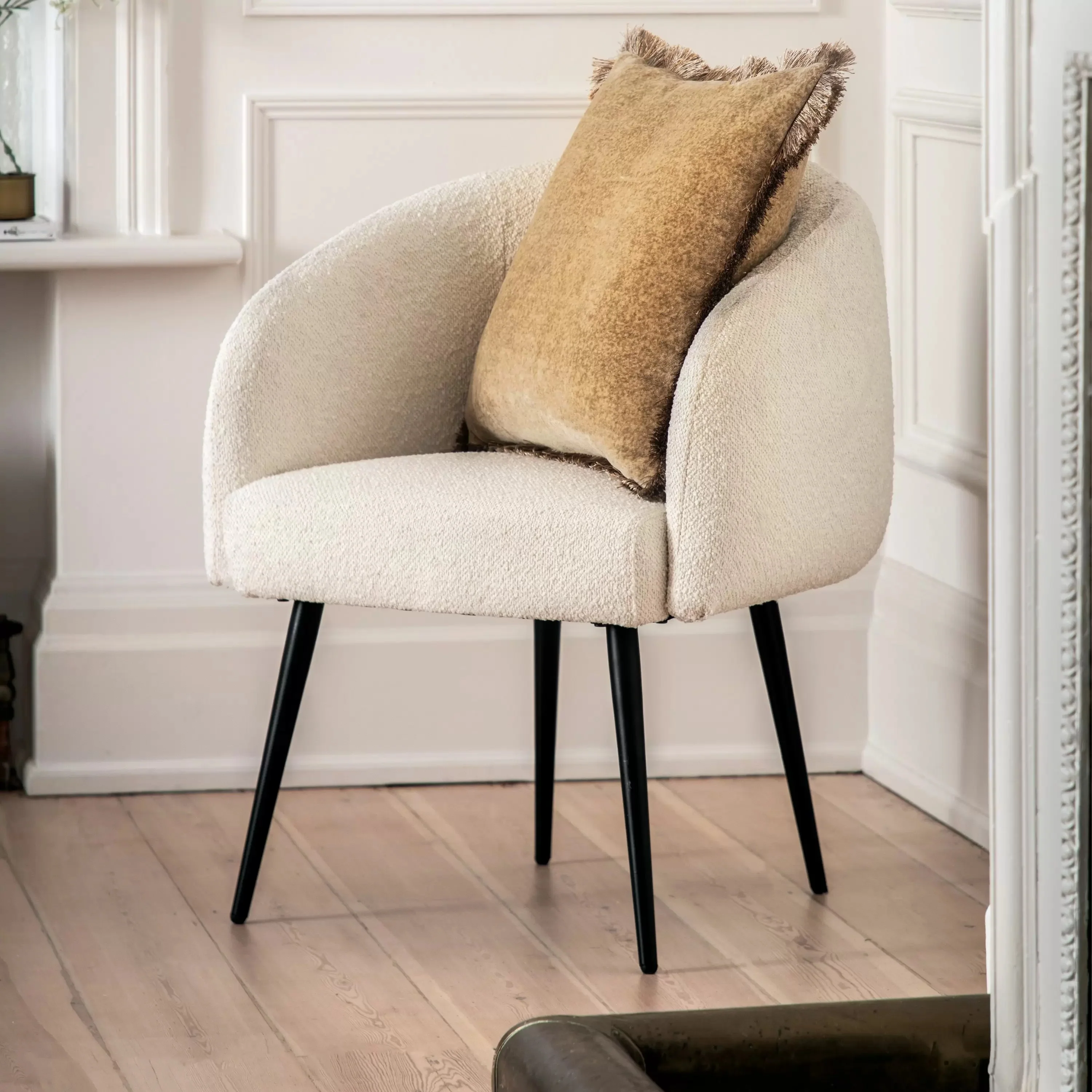 Emmeline Tub Chair – Faux Sheepskin - Image 8