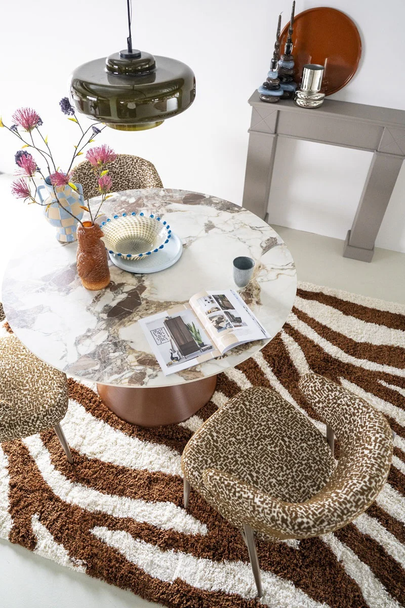 Forma Dining Table - Image 5