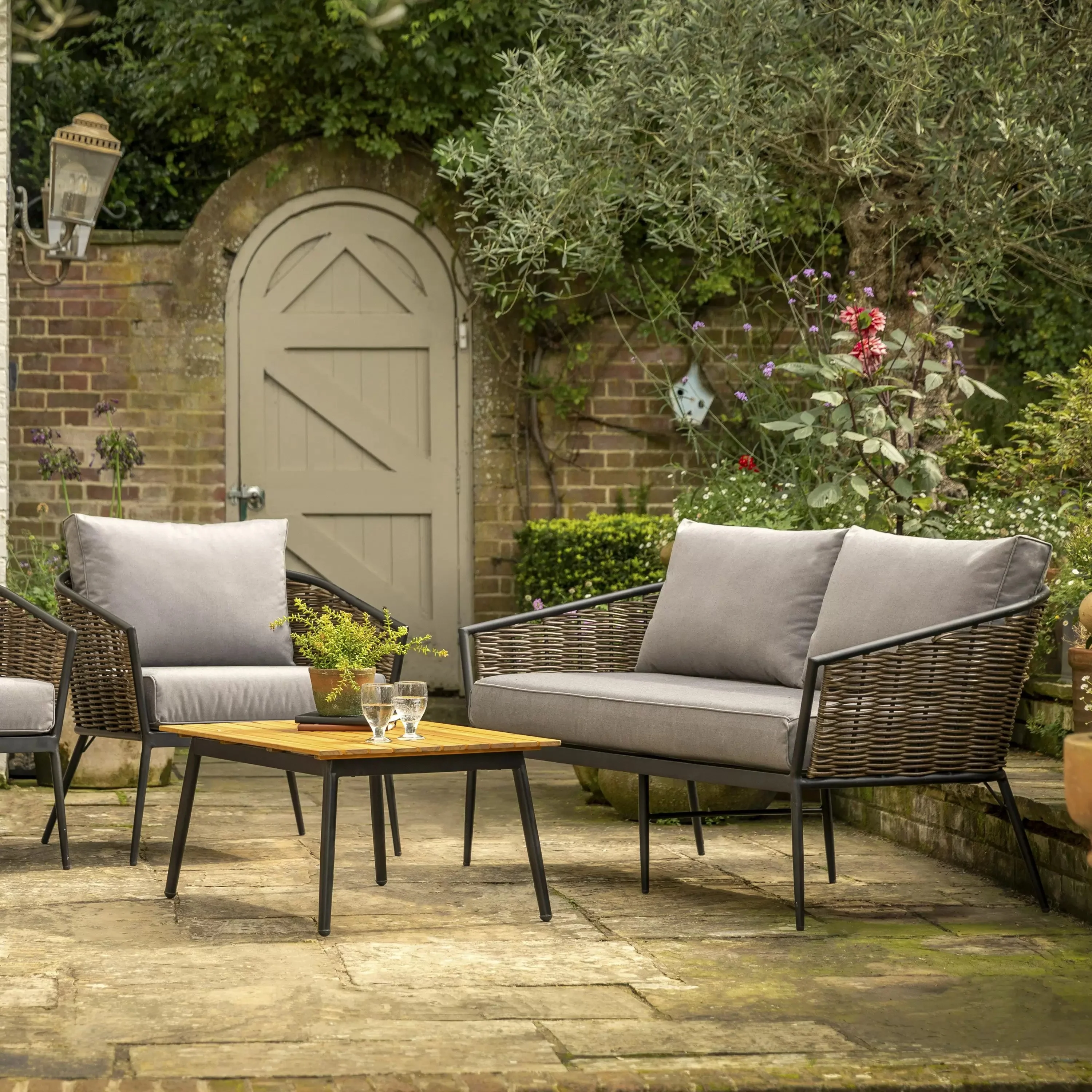 Hawkins Lounge Set - Image 10