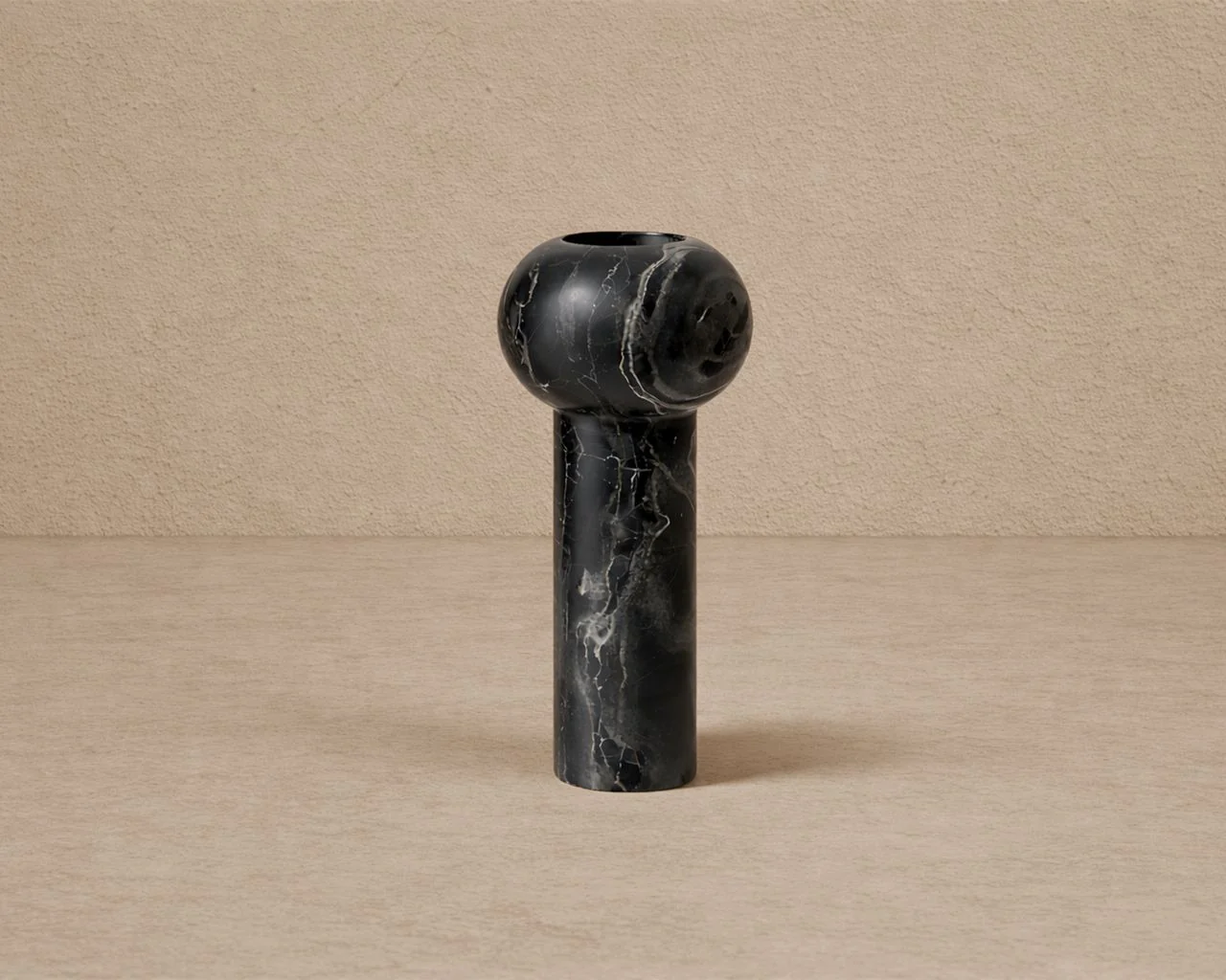 Liang & Eimil Isadora Vase – Small - Image 3