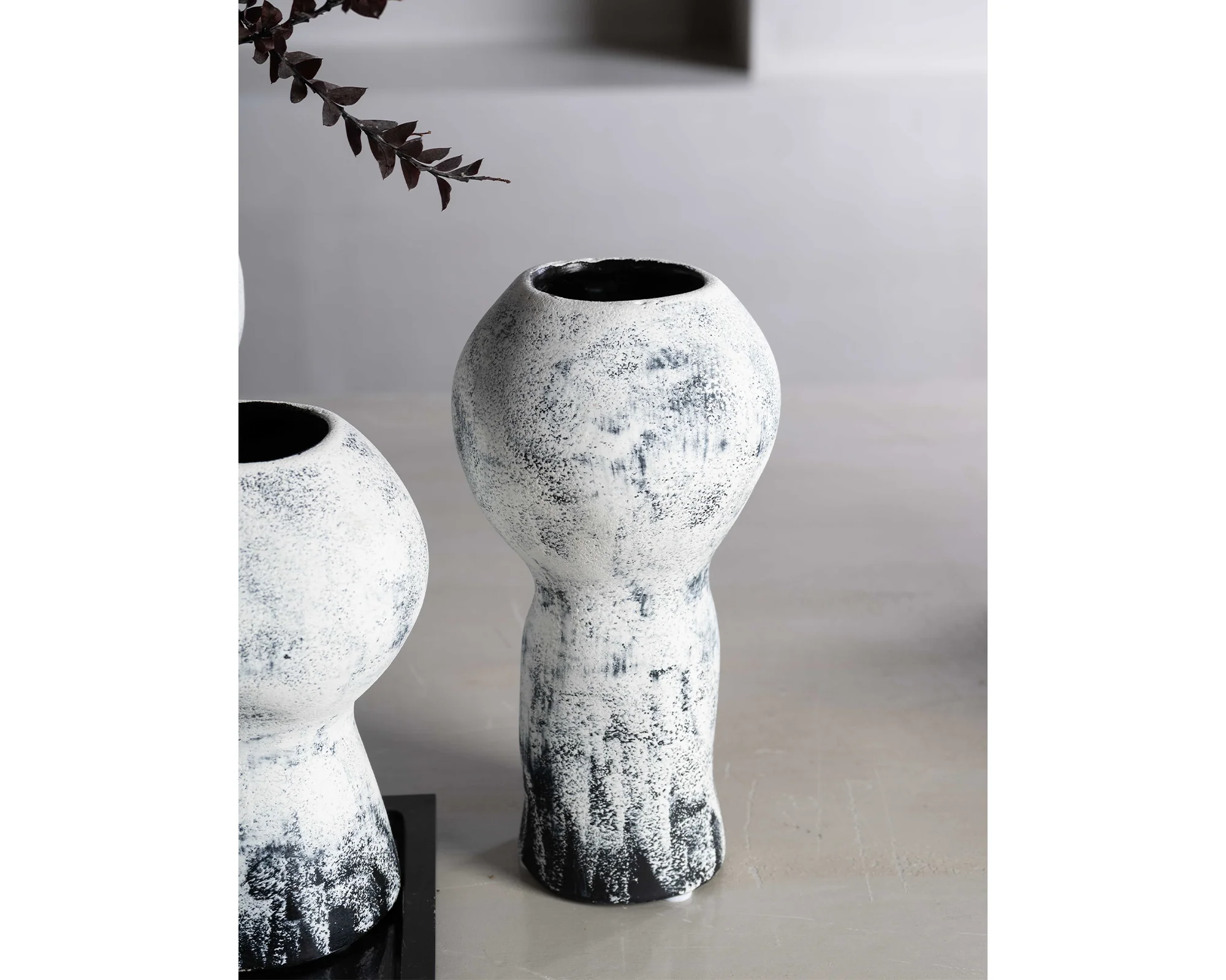 Liang & Eimil Lynton I Vase - Large - Image 3