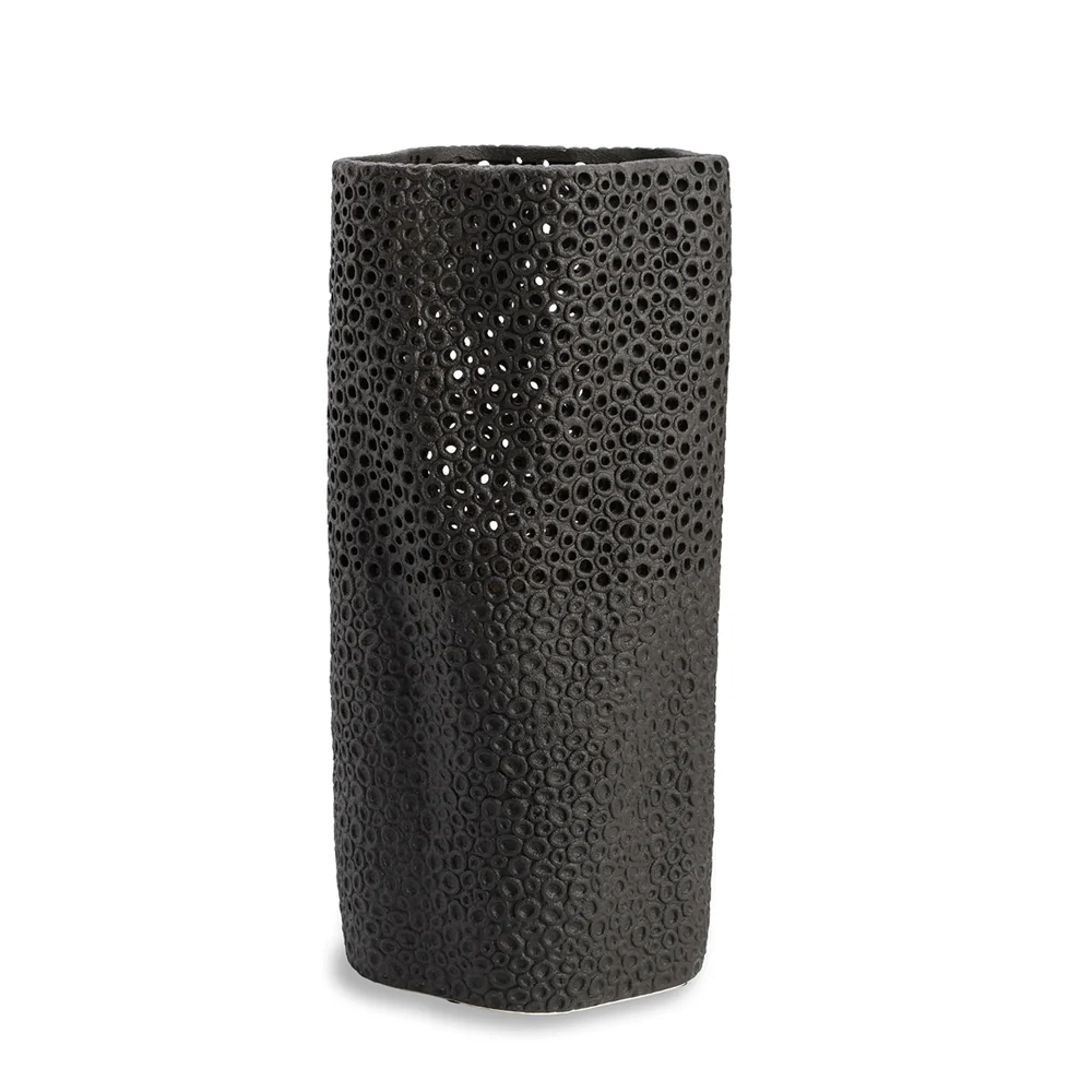 Liang & Eimil Mell Vase – Black Ceramic