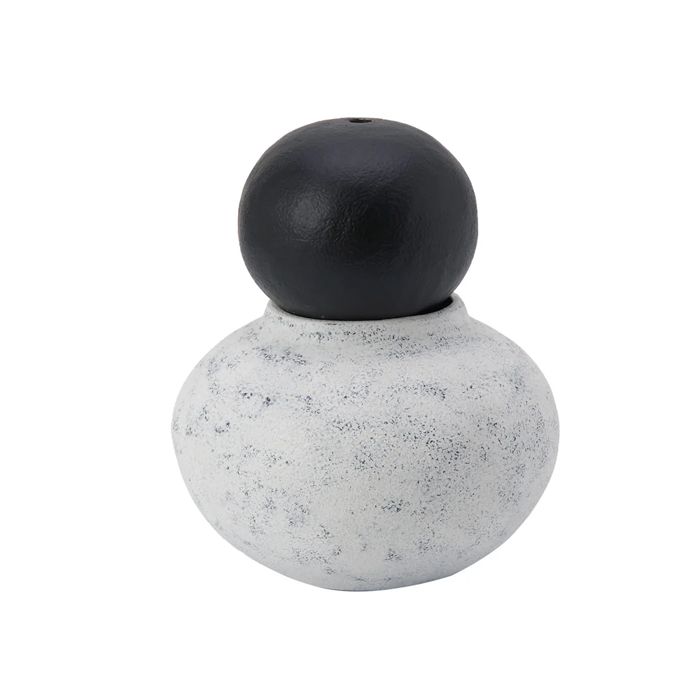 Liang & Eimil Testa Ceramic Sculpture