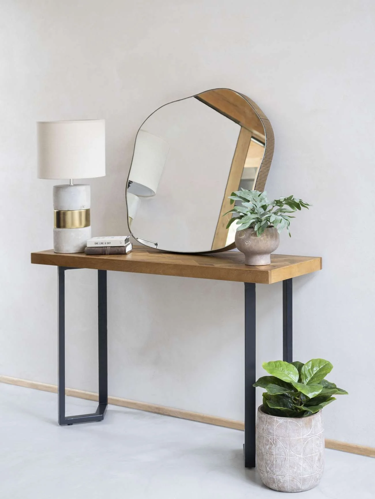 Libra Interiors Organic Mirror in Aged Champagne – Medium - Image 5