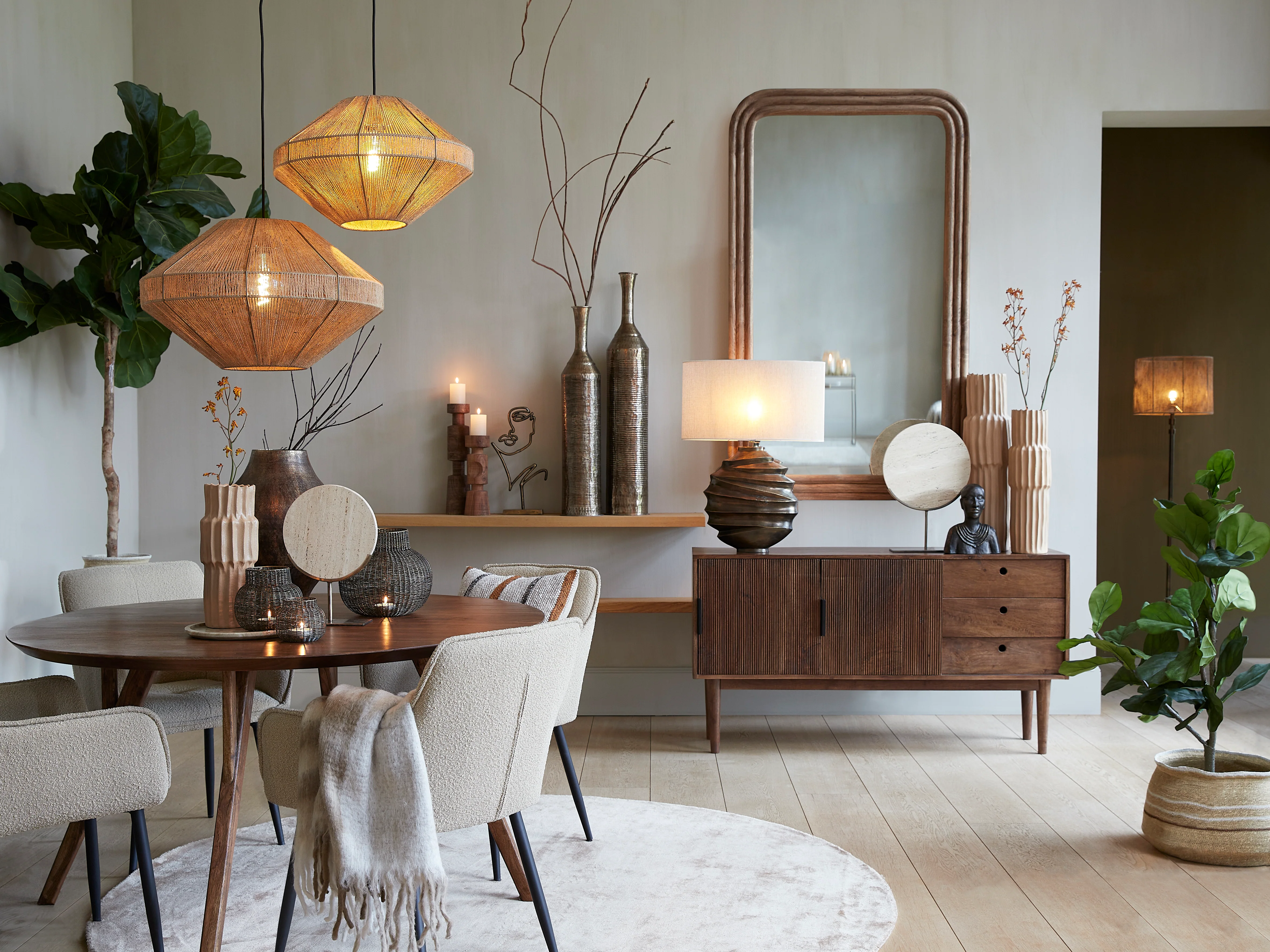Light & Living Quenza Round Dining Table in Brown Acacia Wood – Large - Image 4