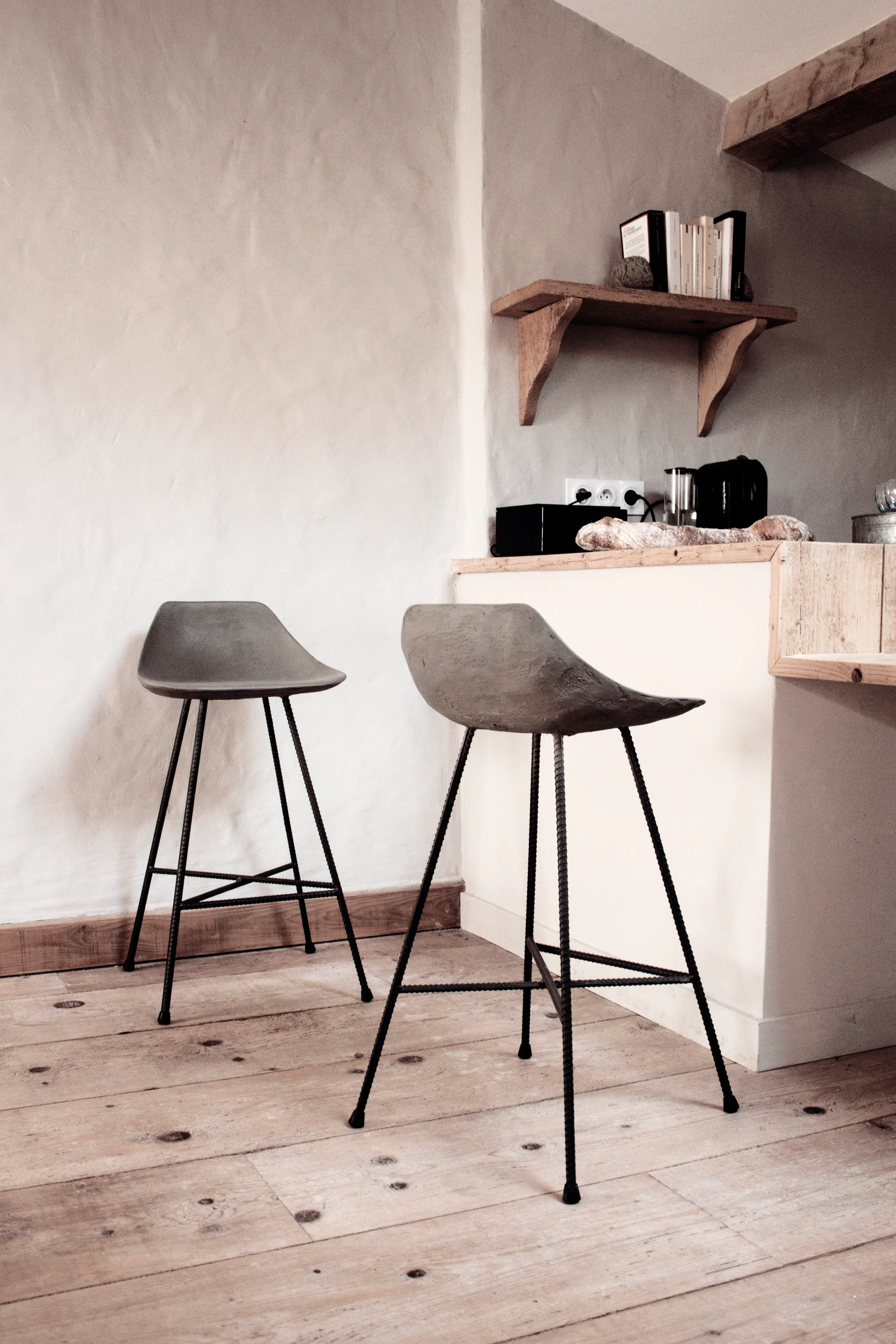 Lyon Beton Hauteville Bar Chair with Concrete Seat – Small - Image 9