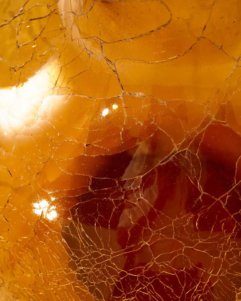 Pols Potten Crackled Ball Body Vase in Amber Glass – Large - Image 3