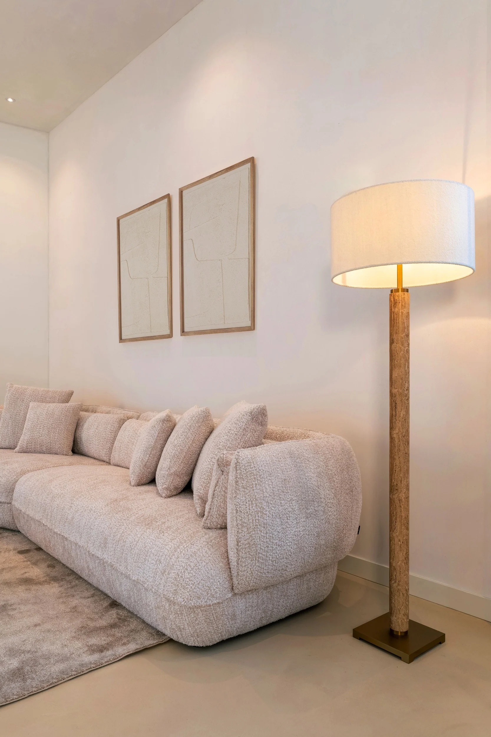 Richmond Interiors Lorén Floor Lamp - Image 4