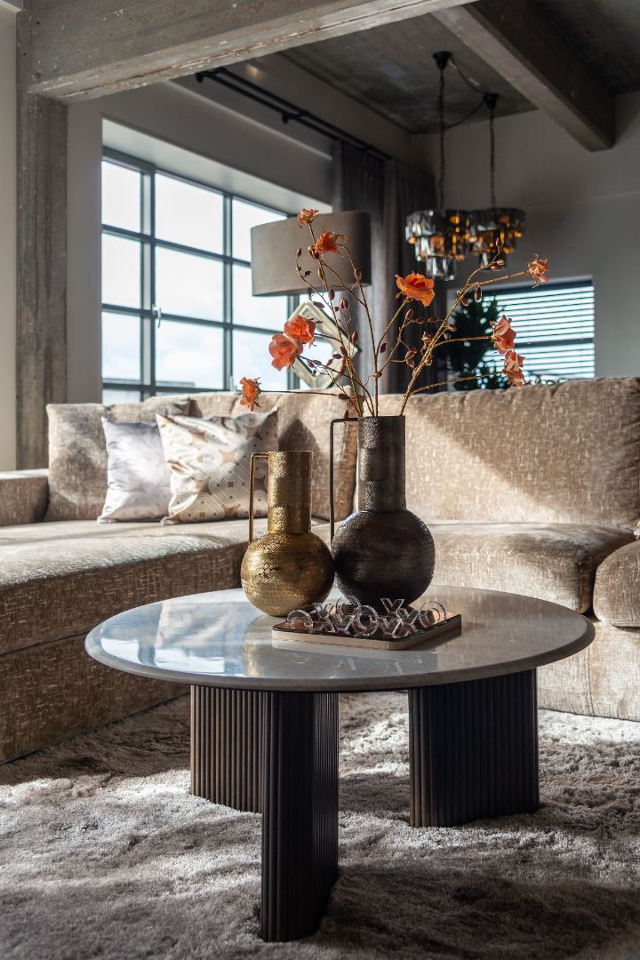Richmond Interiors Mayfield Coffee Table - Image 4