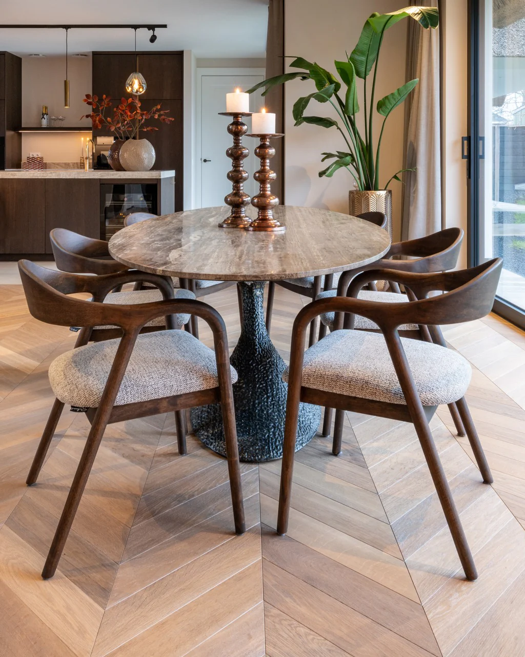 Richmond Interiors Mihara Dining Chairs – Mocca Fancy - Image 5