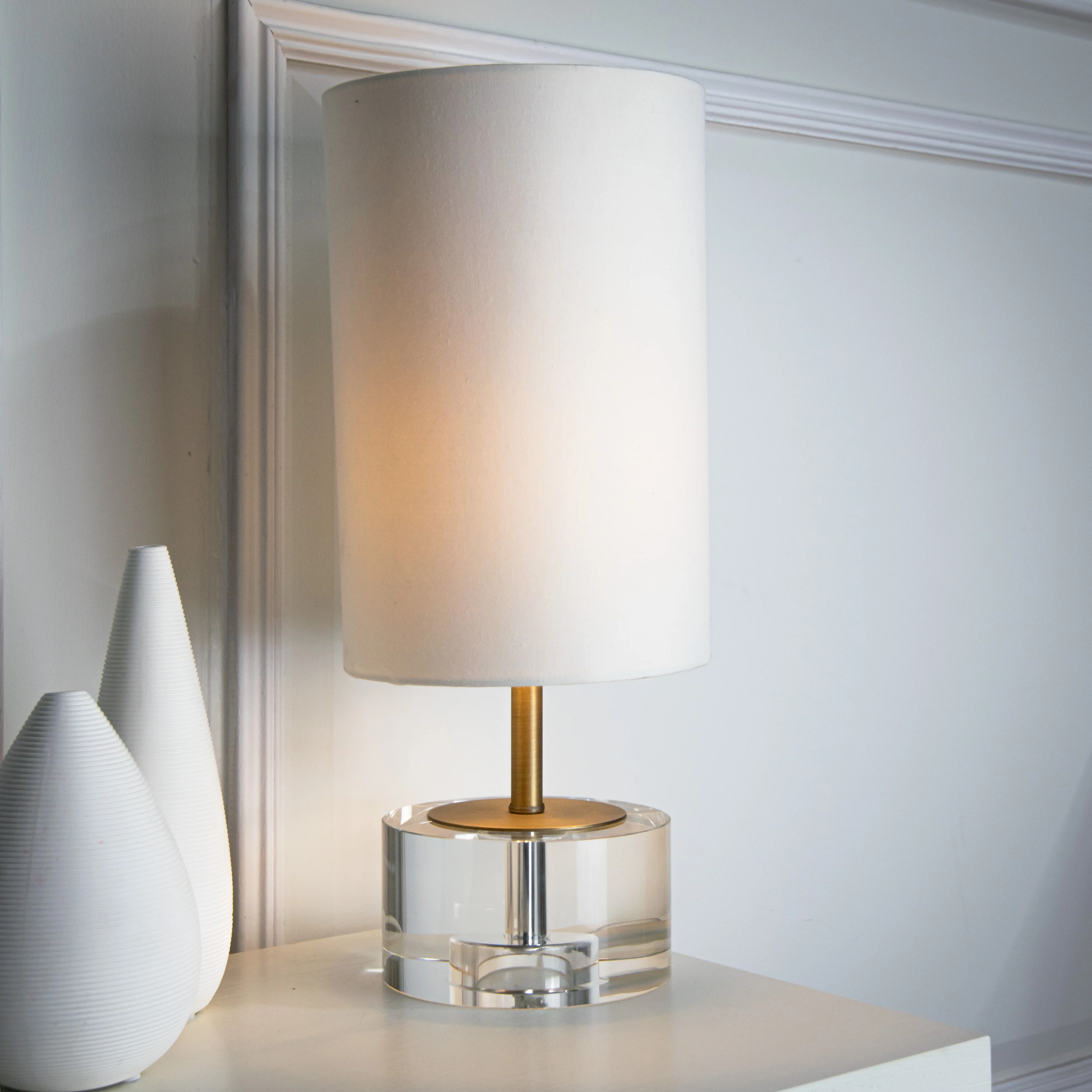 RV Astley Cavan Table Lamp – Antique Brass and Crystal - Image 2