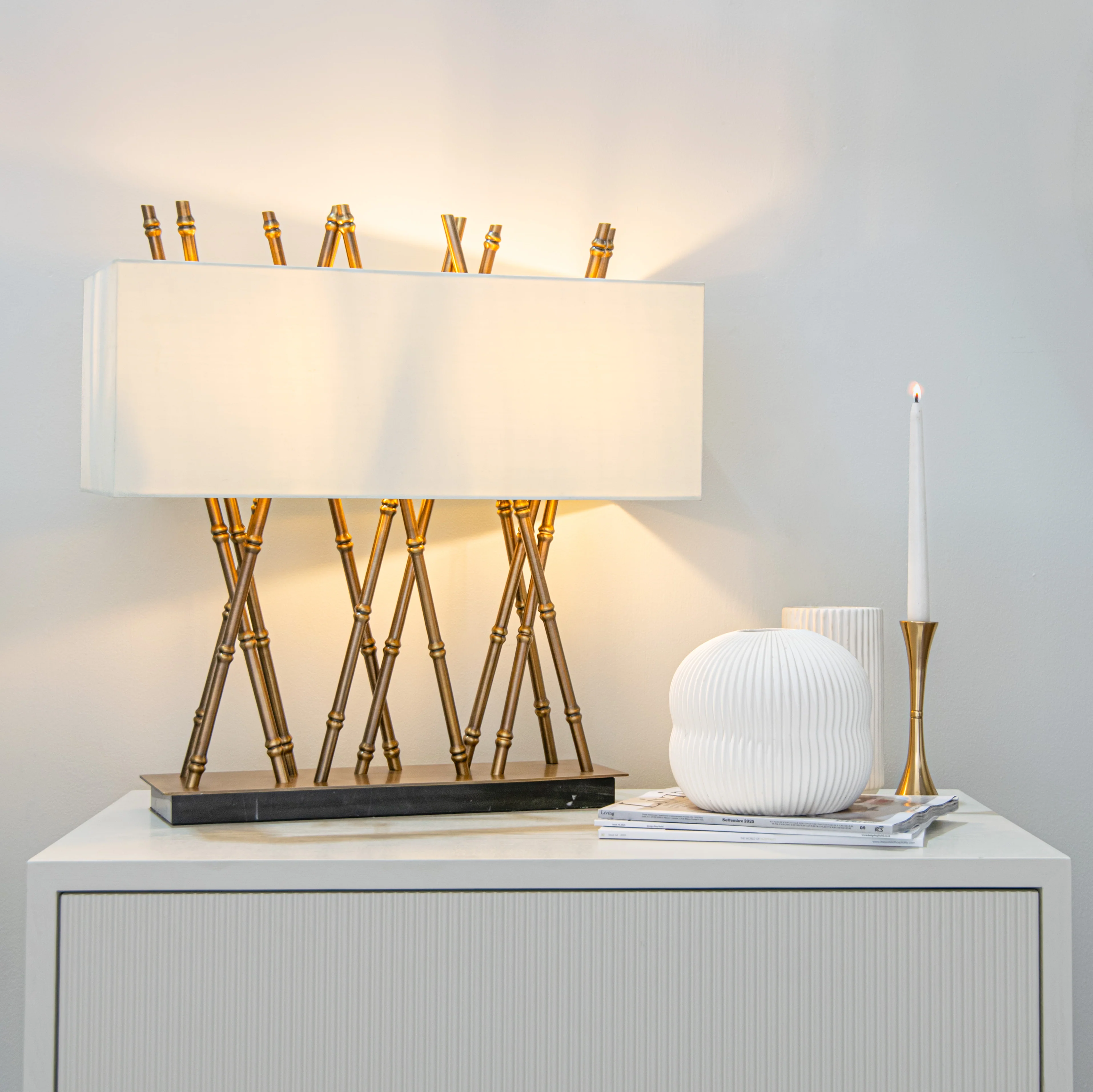 RV Astley Liri Table Lamp - Image 2
