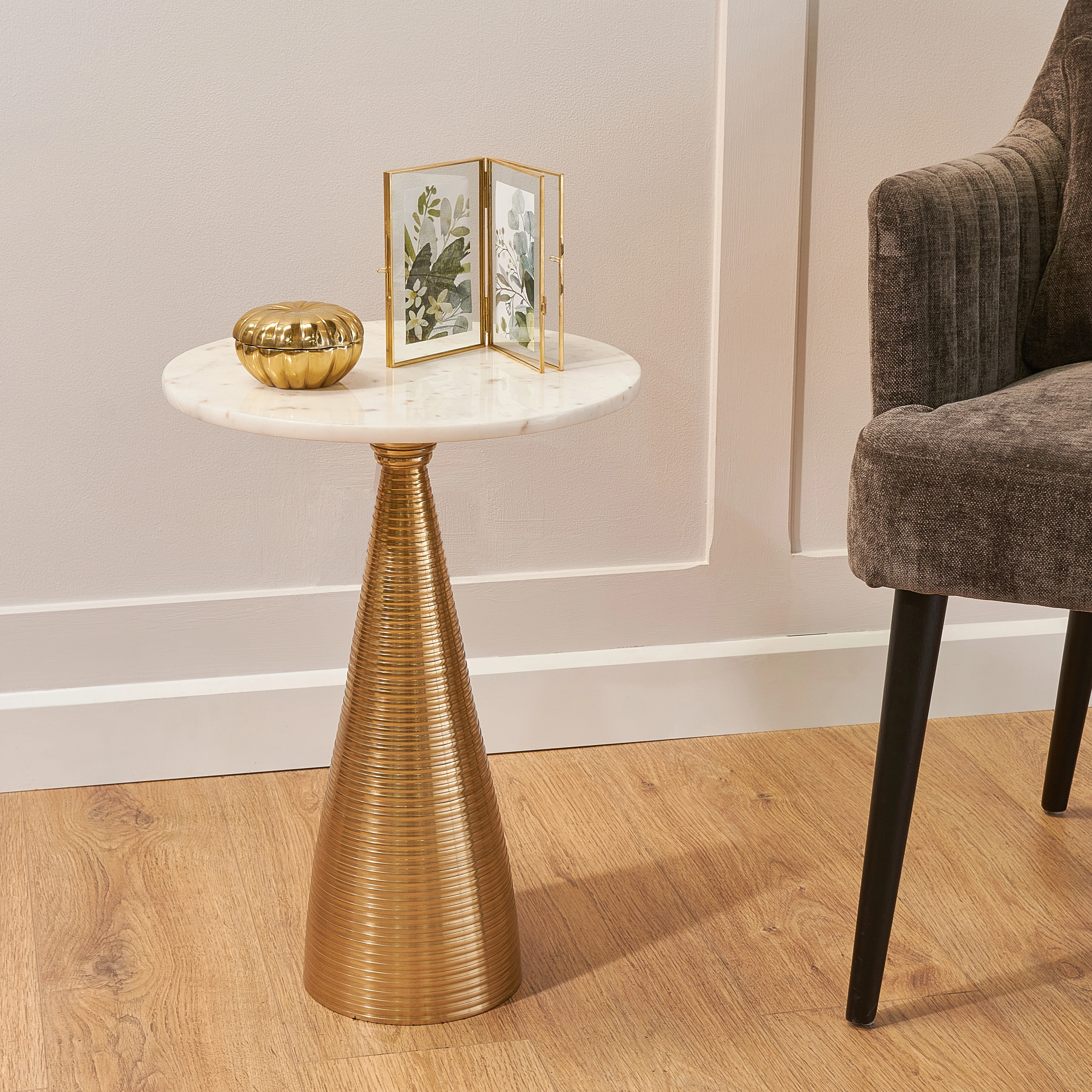 RV Astley Orne Side Table - Image 2