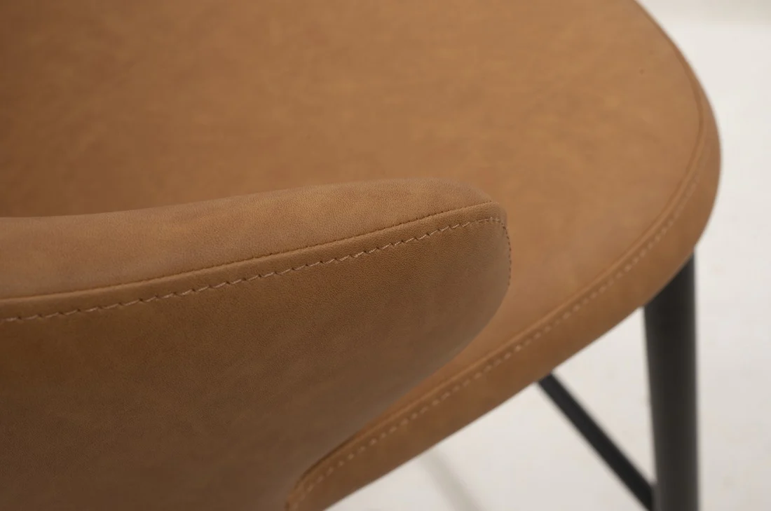 Tommy Franks Bellroy Bar Stool - Vintage Eco Pelle Honey - Image 4