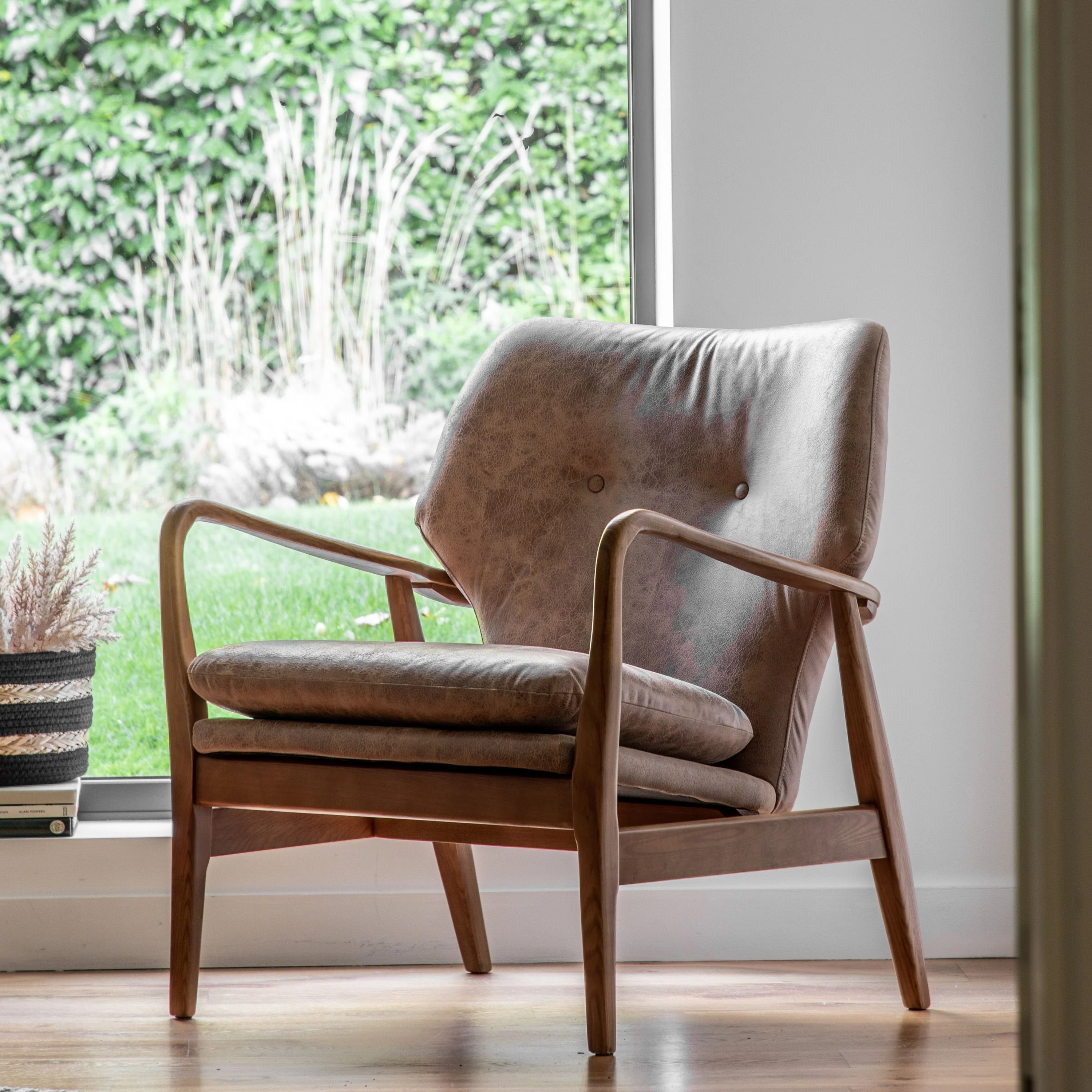 Vaughn Armchair – Brown Leather - Image 8