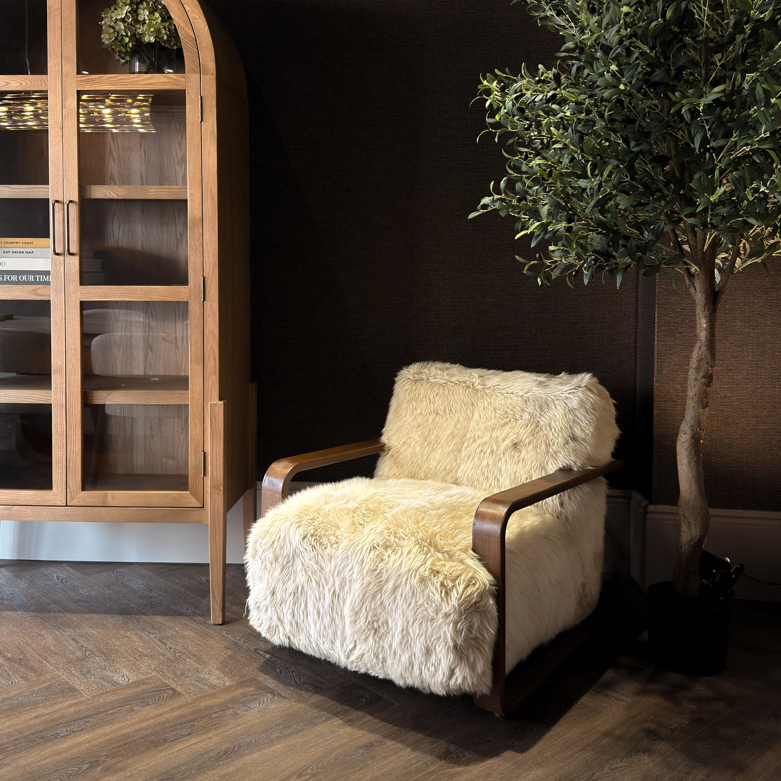 Virgil Sheepskin Accent Chair (CRIB 5) - Image 2