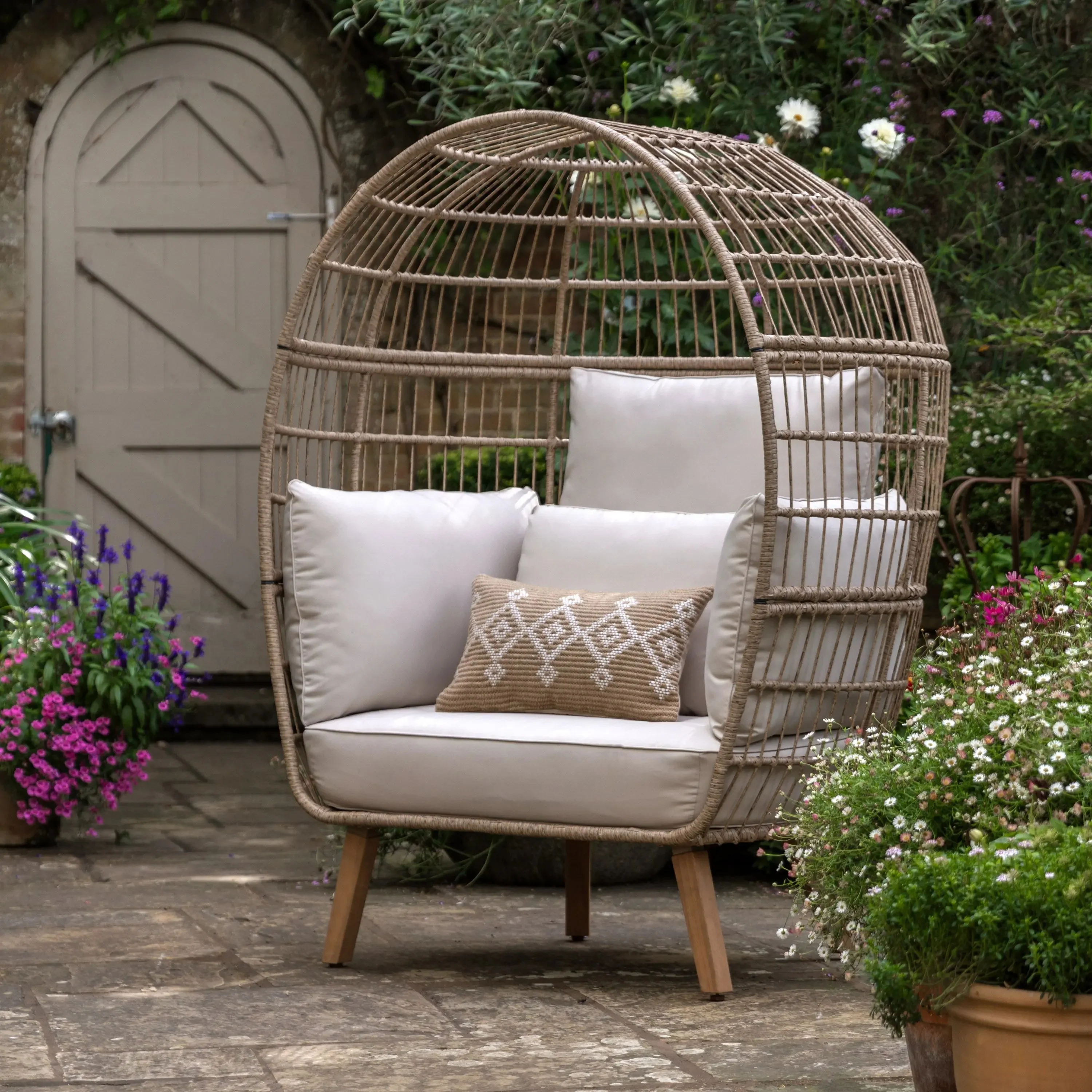 Wexford Egg Chair - Image 9